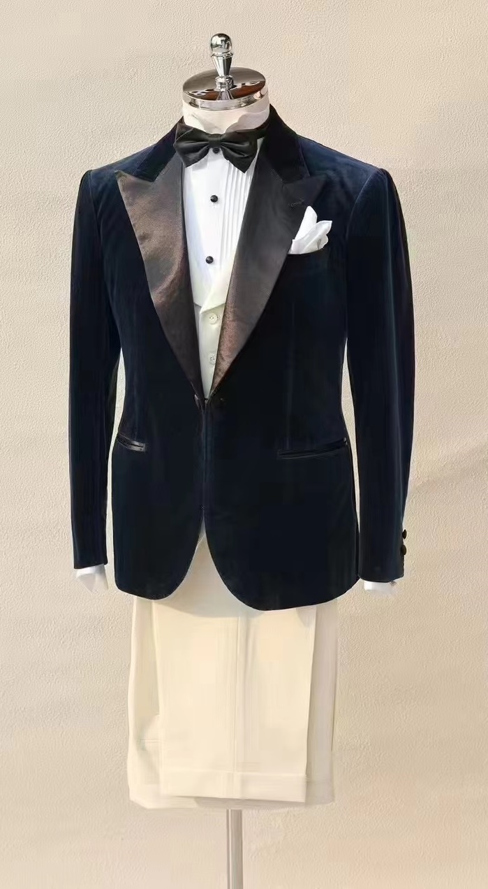 丝绒礼服